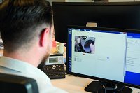 468_romaco_service_smart-glasses_hotline