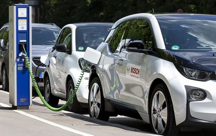 električni-automobil-696x440