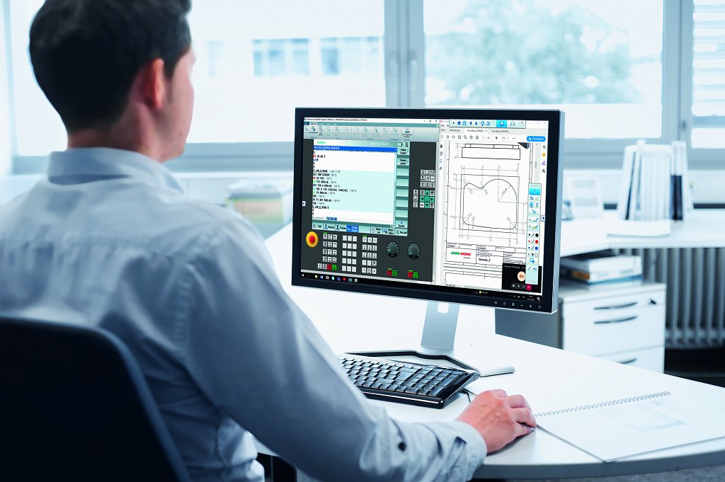 07_h_Service_Academy_Bildschirm_Arbeitsplatz