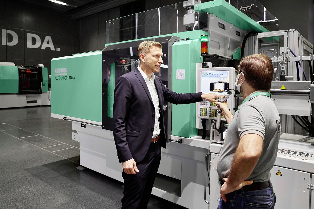 ARBURG 175452 Summit Medical 2020 Manuel Frick