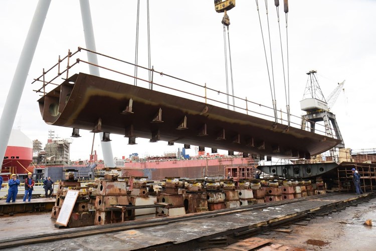 2. 3. Maj, foto Vlada