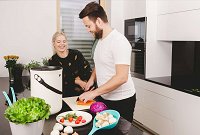 Sustainable City Dubai je v zasnovo trajnostnega mesta vključil Skazino inovacijo Bokashi Organko, večkrat nagrajeno drugo generacijo kuhinjskih kompostnikov