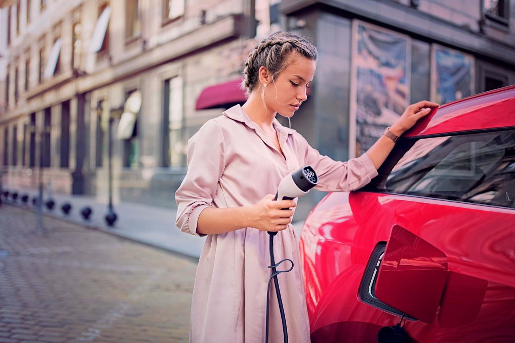 S hitrimi in ugodnimi lizingi omogočajo enostaven prehod na okolju prijaznejšo mobilnost