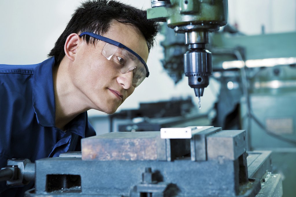 59446_Employee safety for a safer workplace