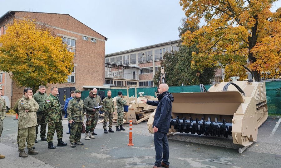 2. Dok-Ing, foto Dok-Ing