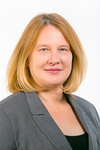 Mojca Emeršič, vodja družinskega podjetništva v EY Slovenija