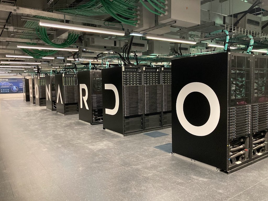 133 NT Superračunalnik 1