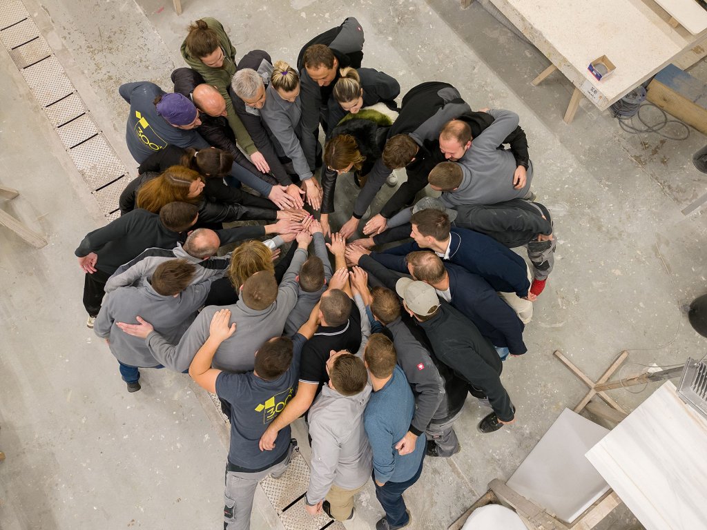 V podjetju Marmor Hotavlje dajejo velik poudarek timskemu duhu