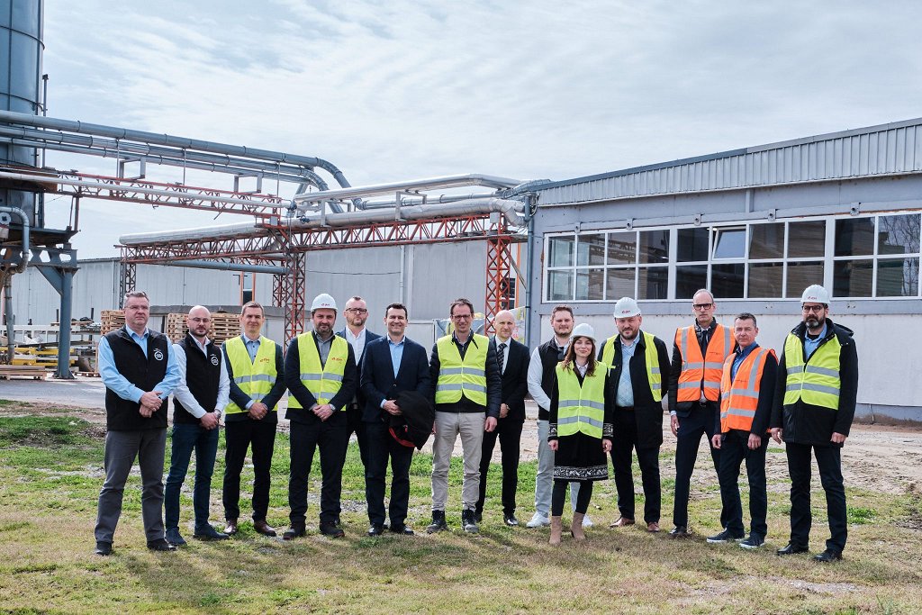 2.Eon_Bauwerk_grupna, foto Bauwerk