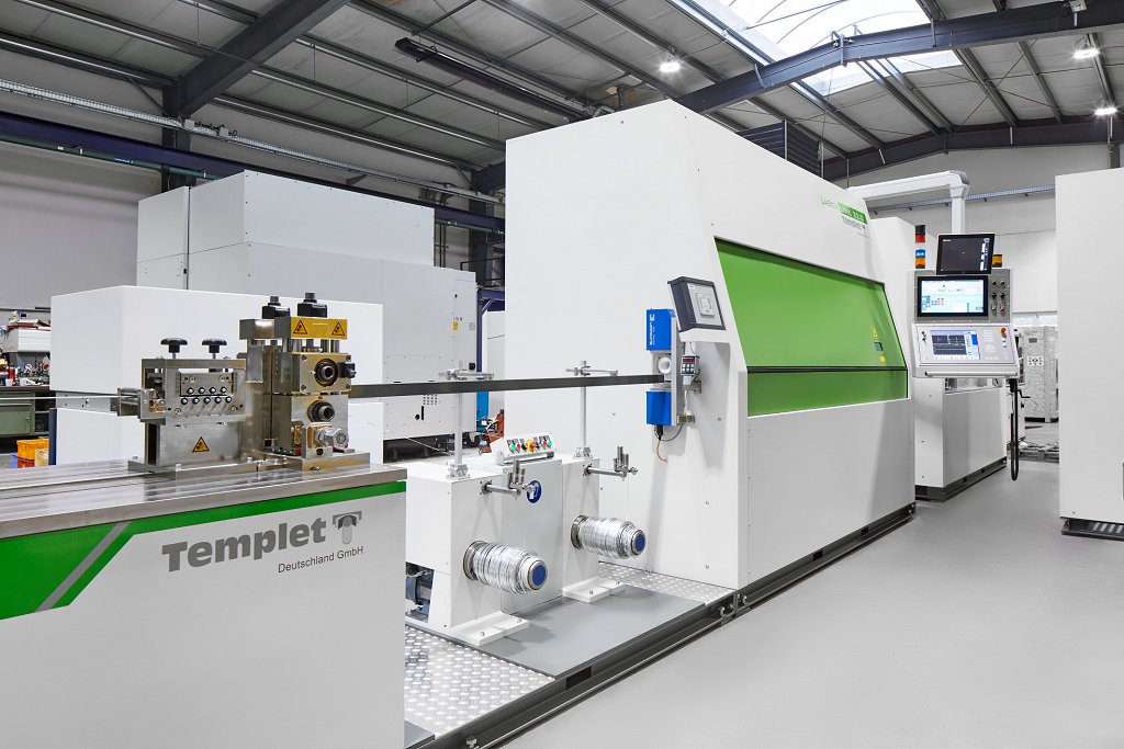 DEZ_Laserline_M-battenfeld-cincinnati