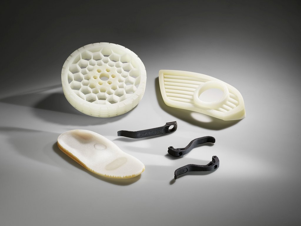 ARB00195640_AKF_Bauteile_Bearbeitet