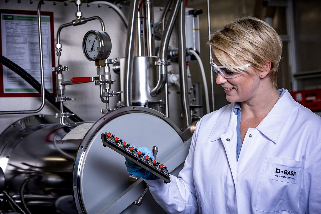 Materiali za baterije prihodnosti