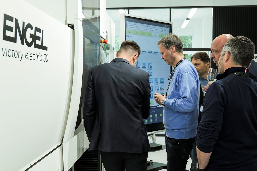 2025-06-engel-eroeffnet-neues-tech-center-in-frauenfeld-4