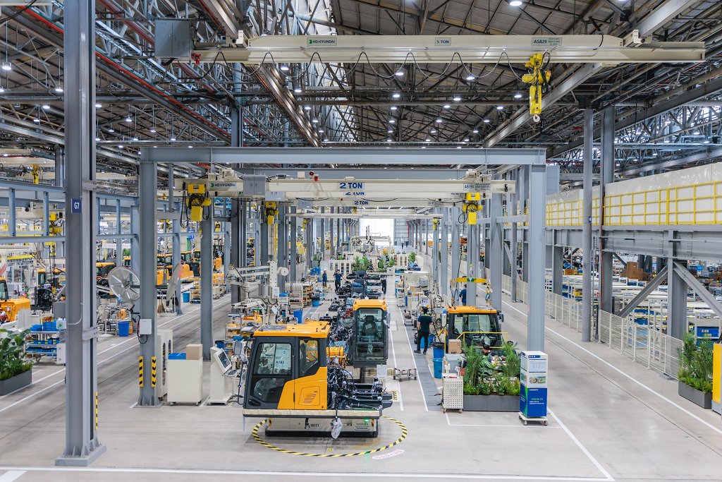 Ulsan_Smart_Factory_-_Hyundai_Construction_Equipment 2