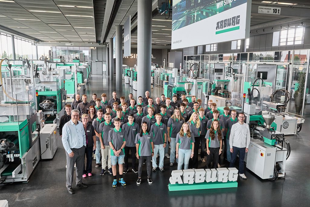 Office Bild-Apprenticeship cohort 2025 DE_J0A5675