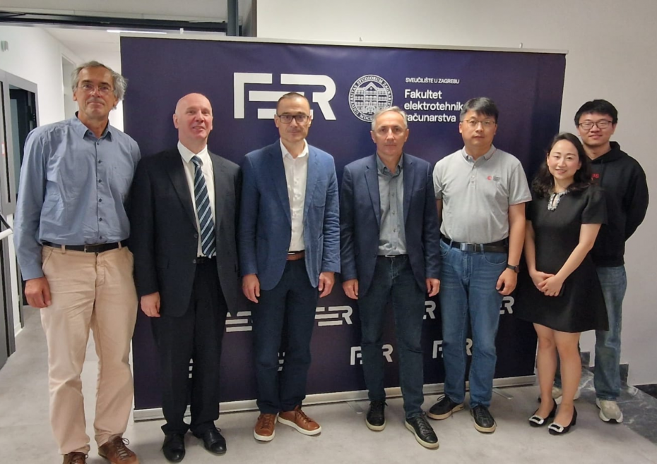 Huawei i FER, foto web FER