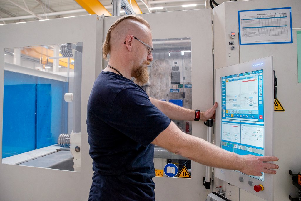 03_PM_IMM_2025_06_Demmel