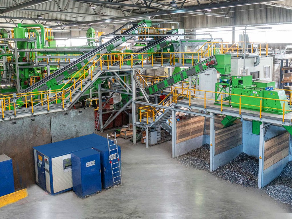 Photo_01_STADLER and weeeSwiss-Delivered E-Waste Sorting Plant for Immark Group_resized