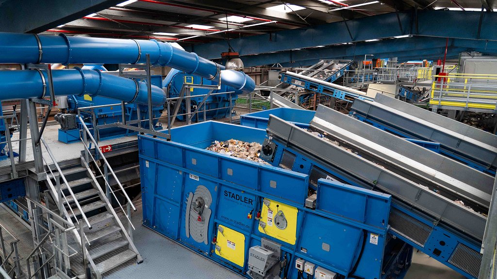 Photo_07_STADLER Ballistic Separators at BZB LVP Sorting Plant in Spain_resized